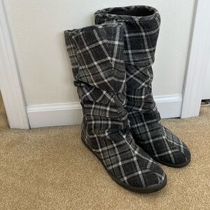 Roxy Juliet Plaid Fabric Boots
